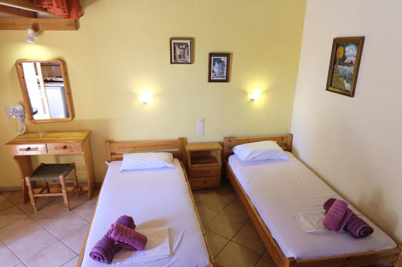 Taxiarchis Apartments Скиатос Экстерьер фото
