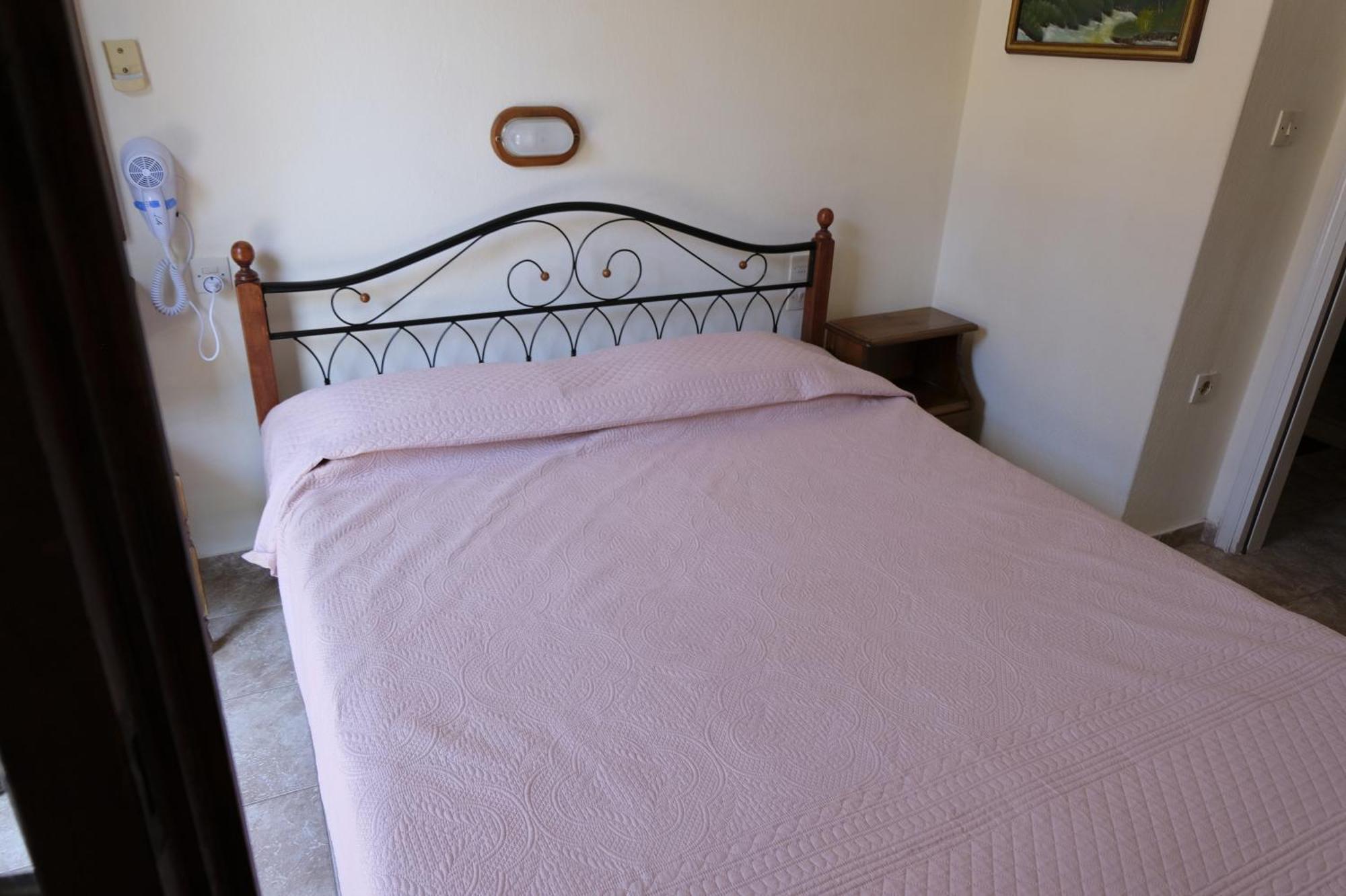 Taxiarchis Apartments Скиатос Номер фото