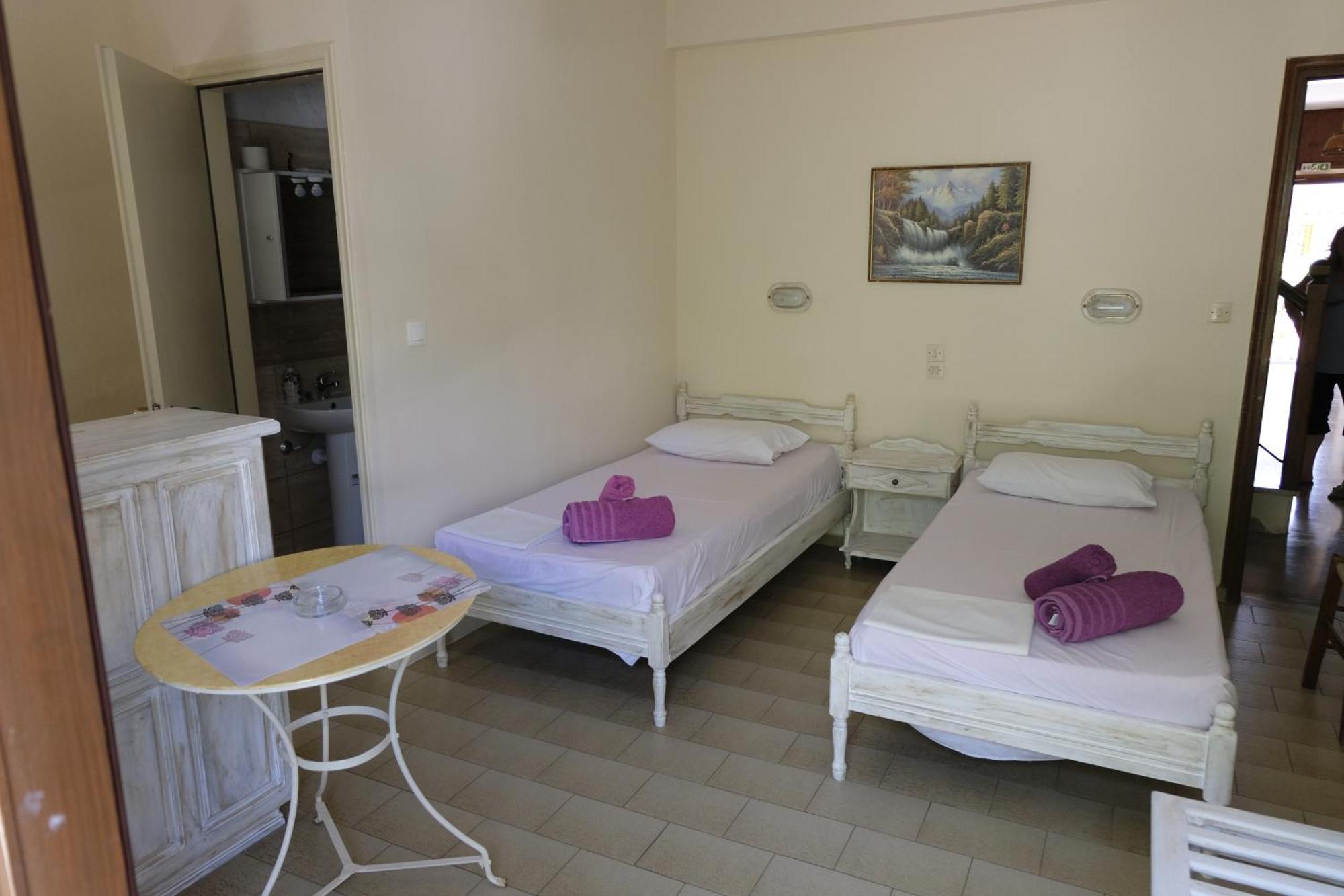 Taxiarchis Apartments Скиатос Номер фото