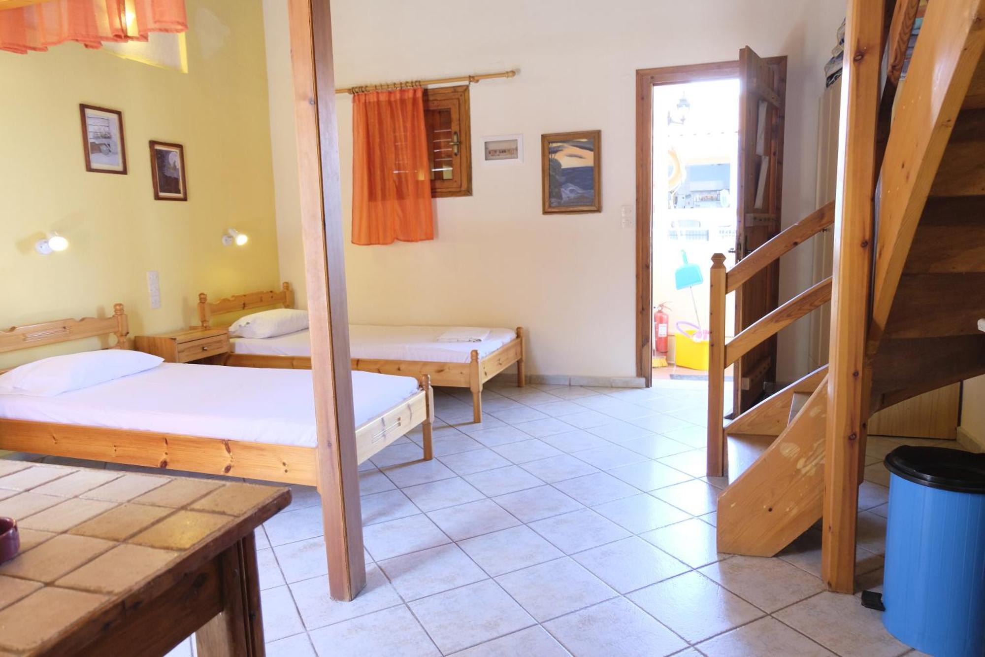 Taxiarchis Apartments Скиатос Номер фото
